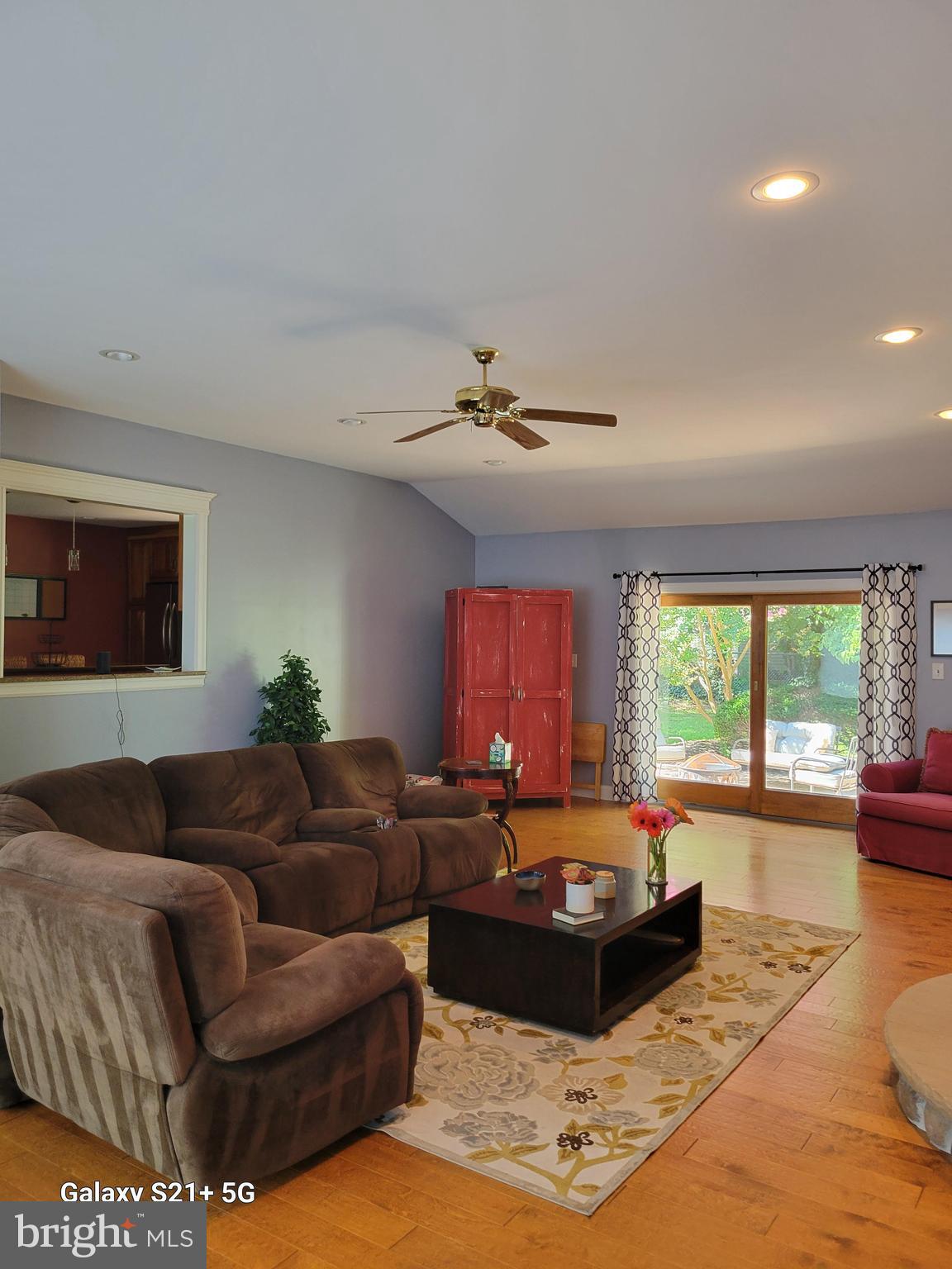 2802 Waterford Drive Cinnaminson, NJ 08077 - Photo 25 of 59 a living room with furniture and a large window