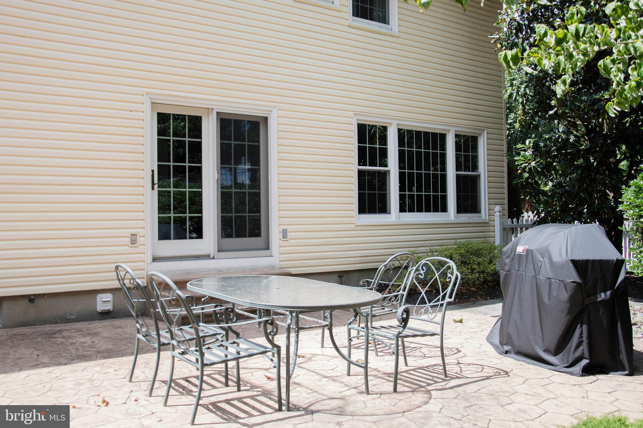 2802 Waterford Drive Cinnaminson, NJ 08077 - Photo 56 of 59 a view of a house with backyard and sitting area