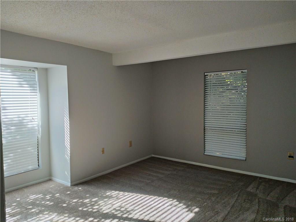 5024 P Sardis Road Charlotte, NC 28270 - Photo 5 of 12 a view of an empty room with a window