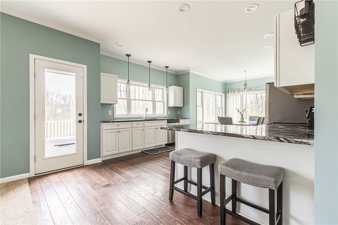 4976 School House Road Walworth, NY 14519 - Photo 7 of 46