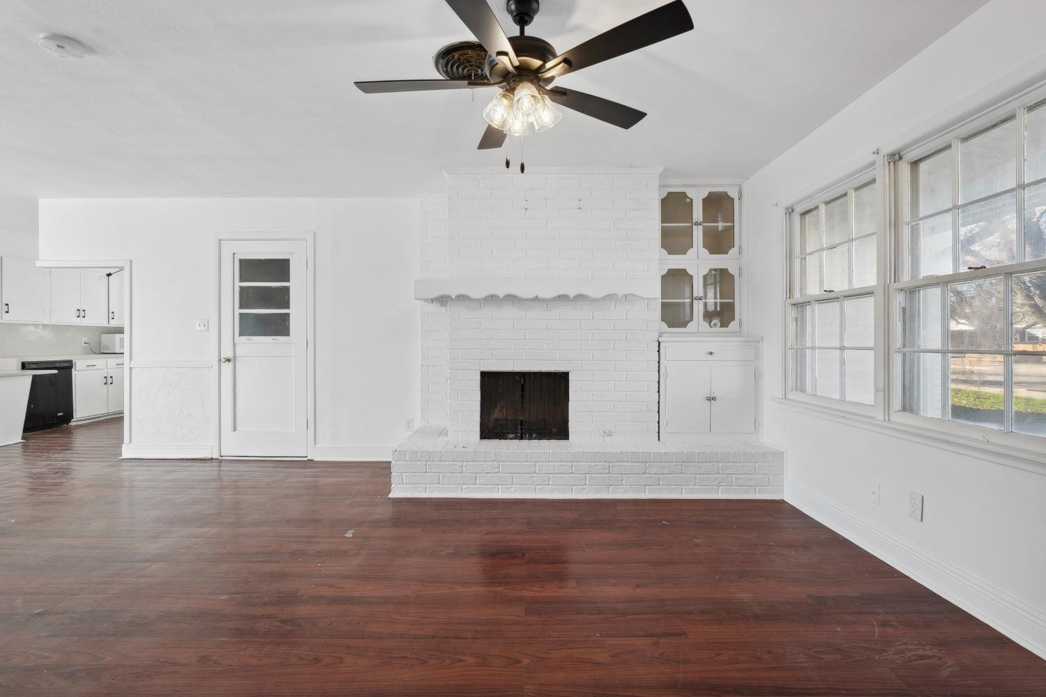 1535 West Garza Street Slaton, TX 79364 - Photo 4 of 20 Photo 4