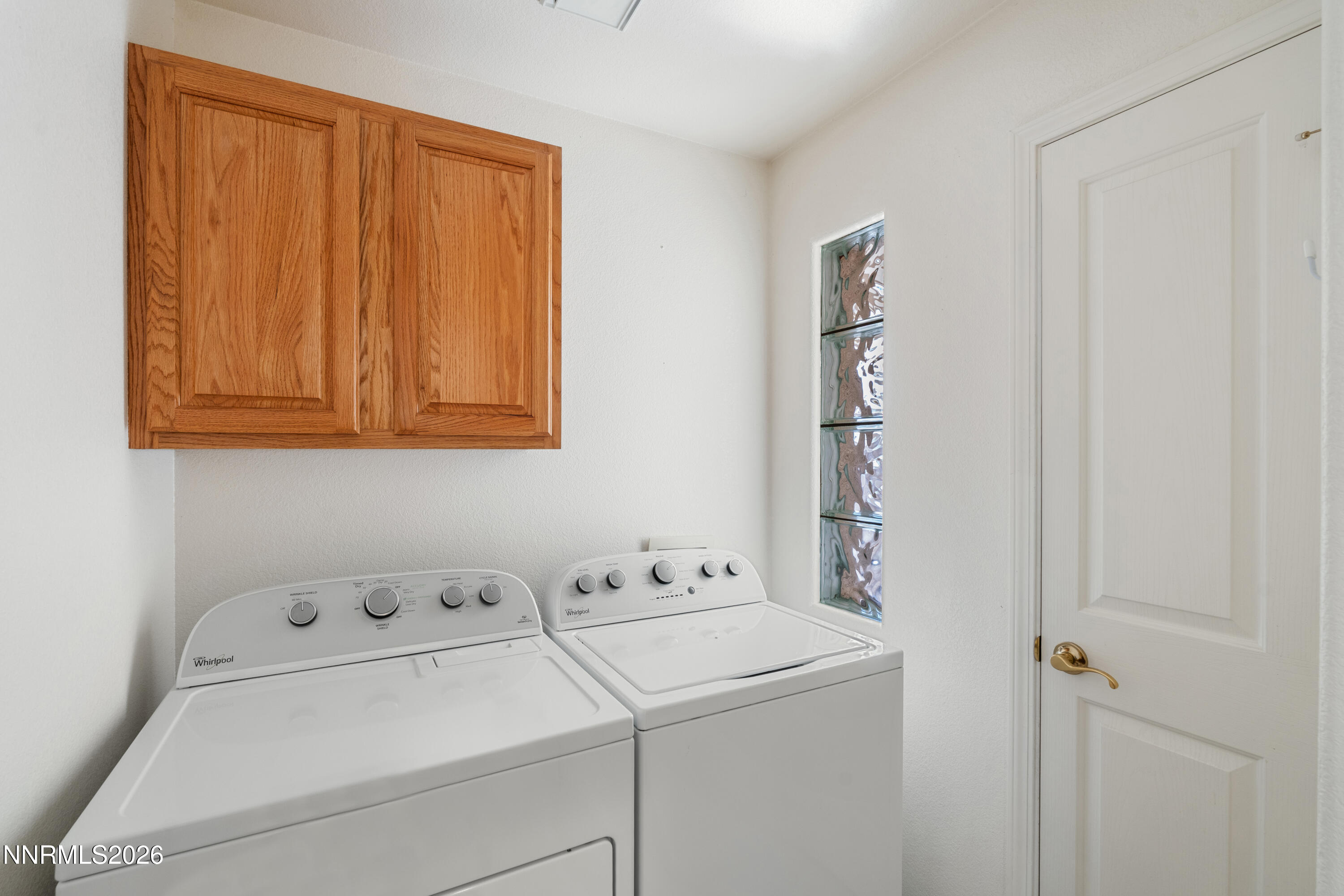 2520 Granite Springs Road Reno, NV 89519 - Photo 7 of 19 Laundry