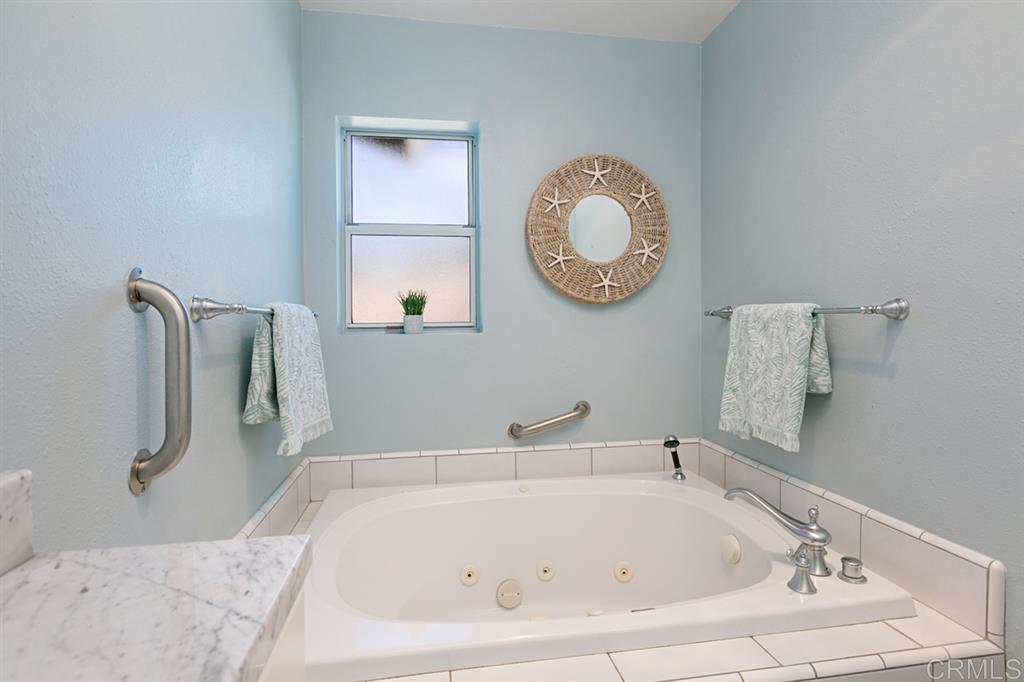 2913 Lancaster Road Carlsbad, CA 92010 - Photo 18 of 24