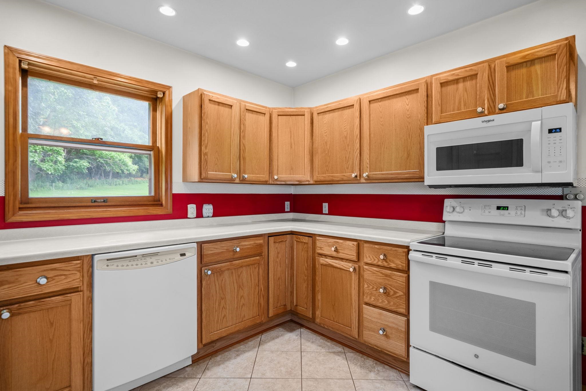 165 South Blackhawk Road Oregon, IL 61061 - Photo 14 of 31