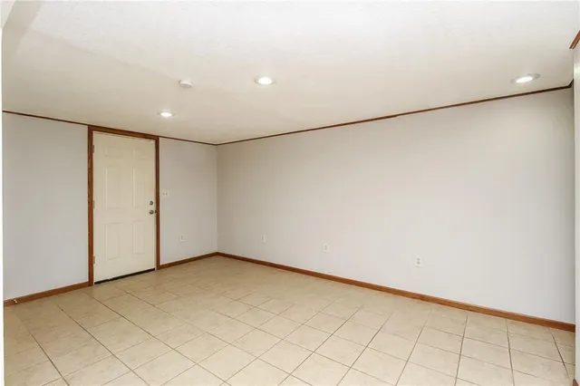 $1,680 | 201 South Ellison Way, Independence, MO 64050