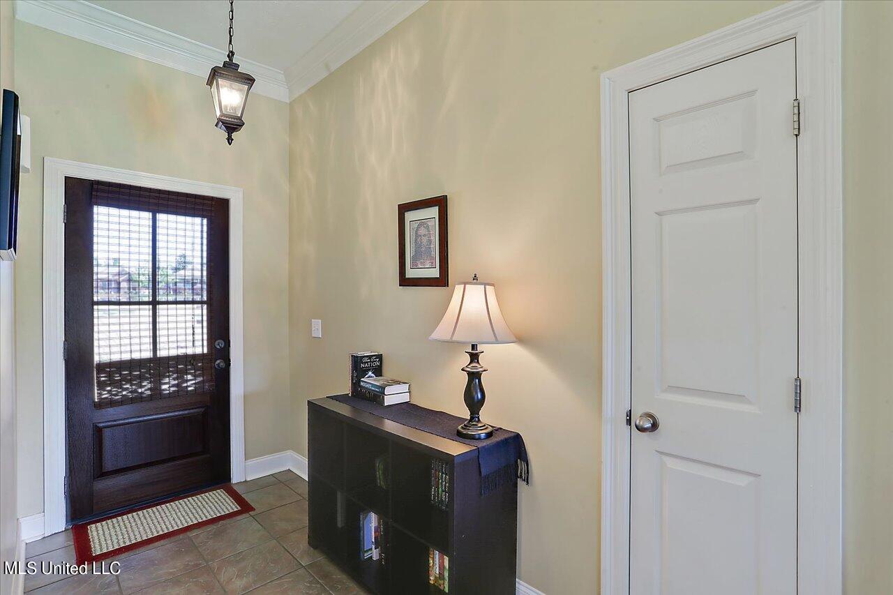505 Springhill Place Brandon, MS 39047 - Photo 4 of 27 04-505 Springhill Pl