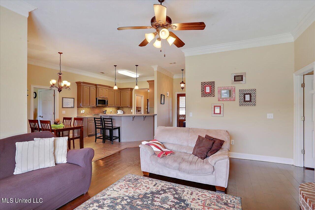 505 Springhill Place Brandon, MS 39047 - Photo 8 of 27 06-505 Springhill Pl