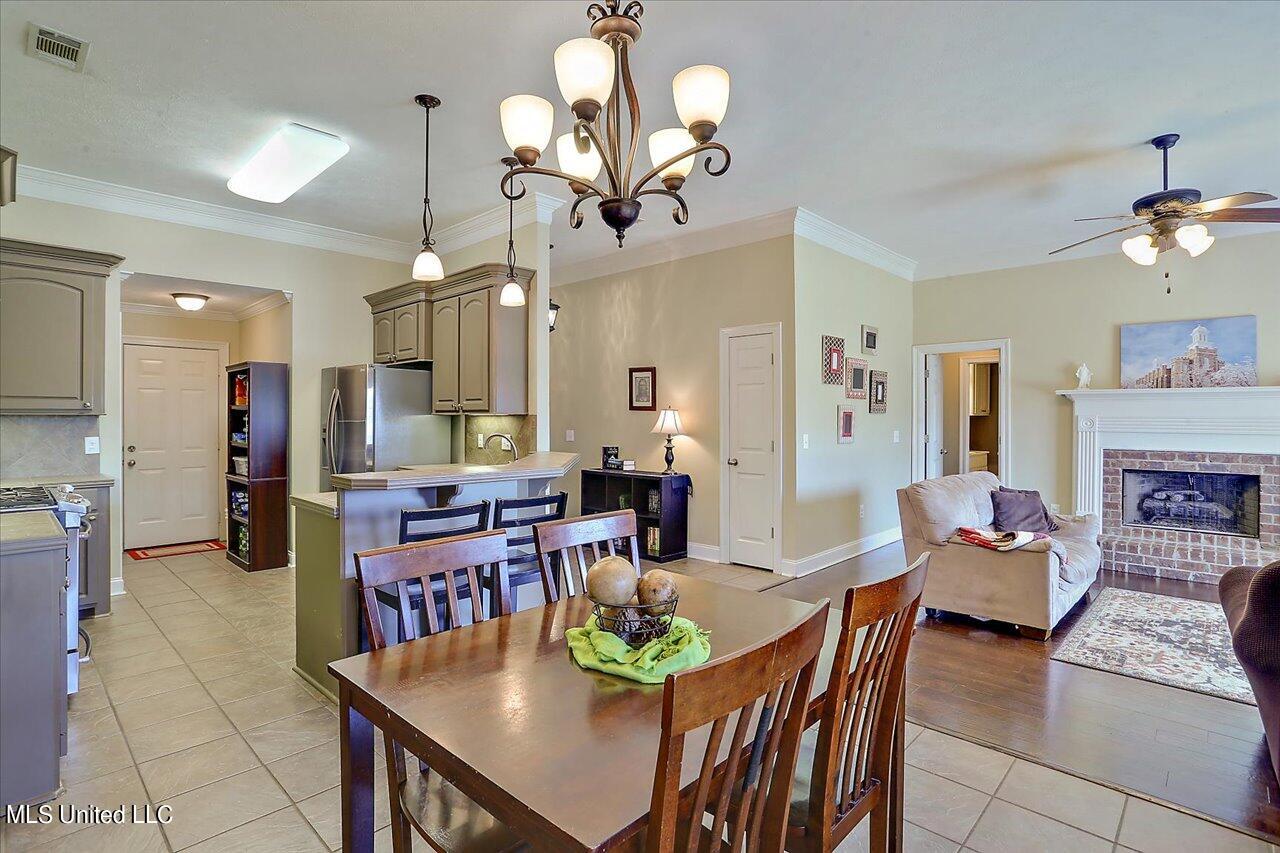 505 Springhill Place Brandon, MS 39047 - Photo 9 of 27 11-505 Springhill Pl