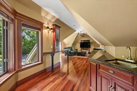 $2,650,000 | 636 North Dunton Avenue, Arlington Heights, IL 60004