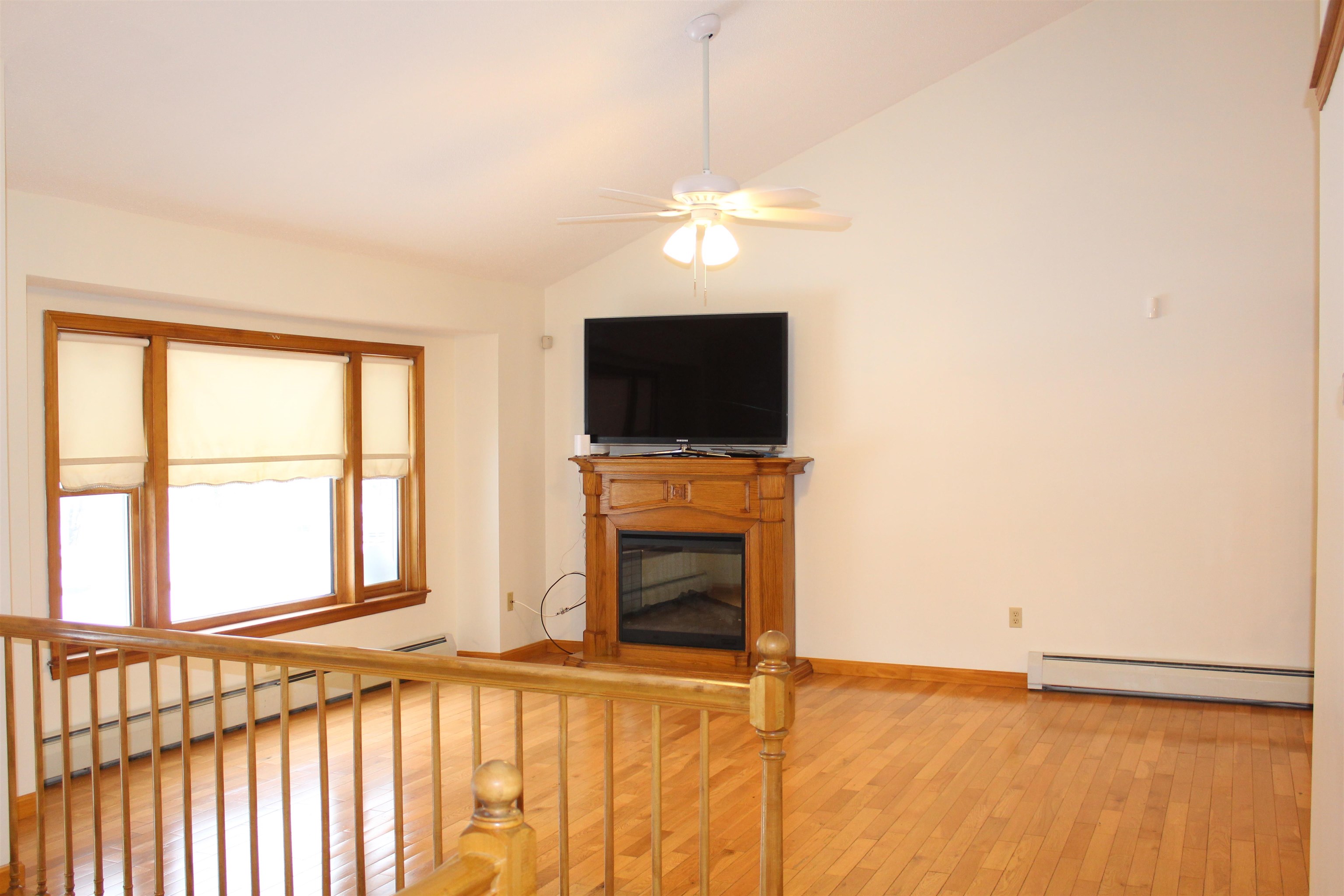 16 Towne Drive Derry, NH 03038 - Photo 23 of 43
