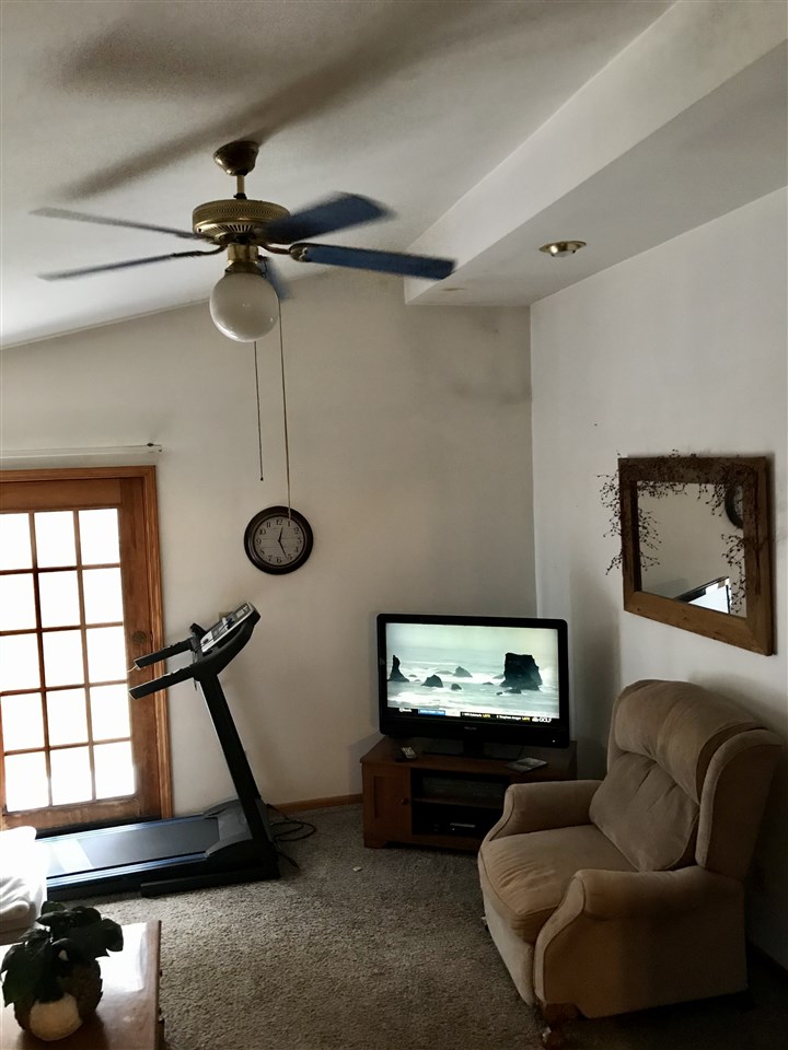 7275 West Battle Road Lake, MI 48632 - Photo 8 of 34 1886069-7.JPG