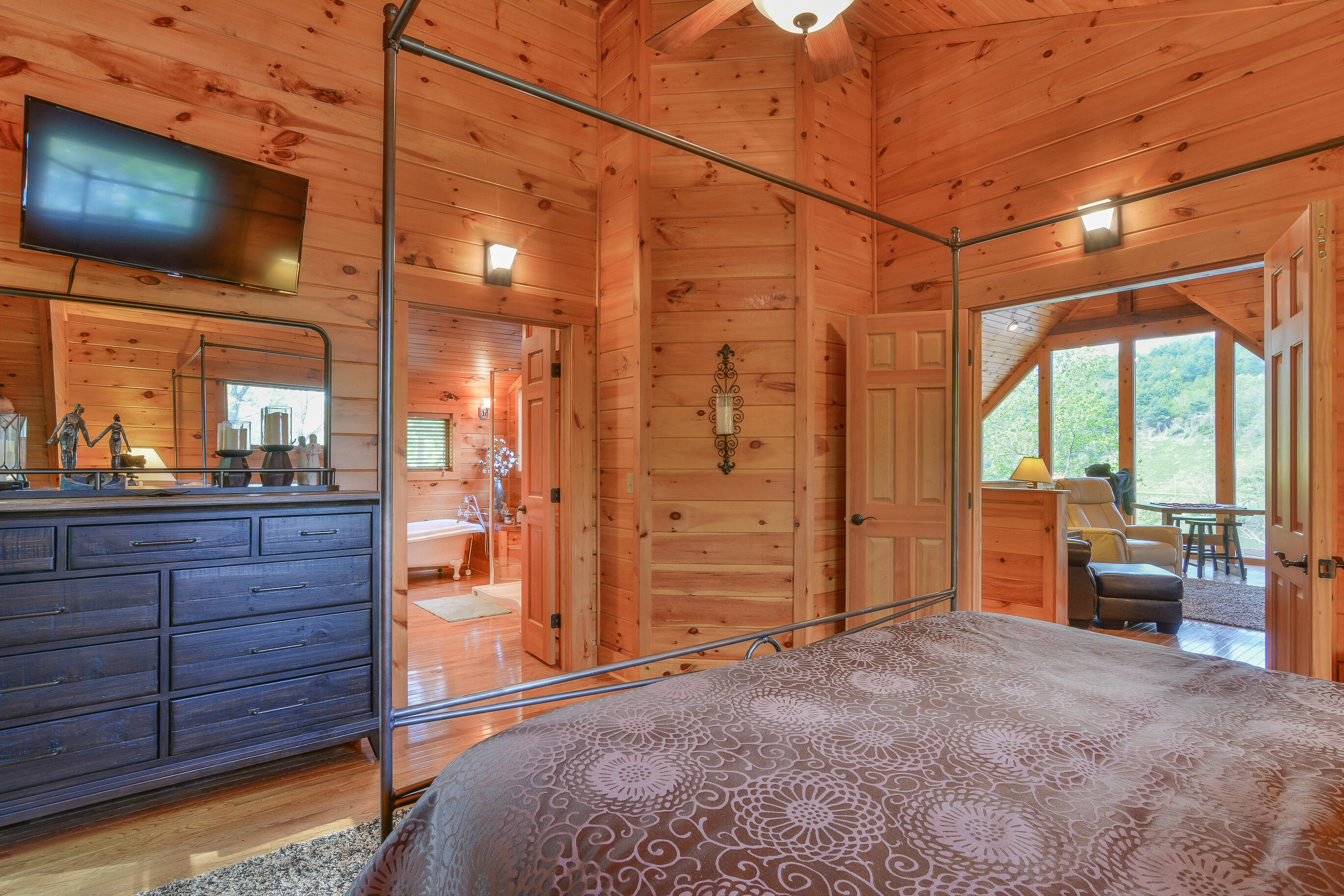 3219 Draft Road Butler, TN 37640 - Photo 20 of 50 BEDROOM SUITE