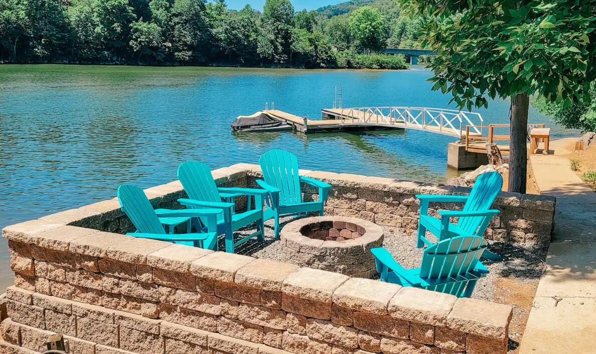 3219 Draft Road Butler, TN 37640 - Photo 40 of 50 FIRE PIT WITH LAKE & MTN VIEWS!