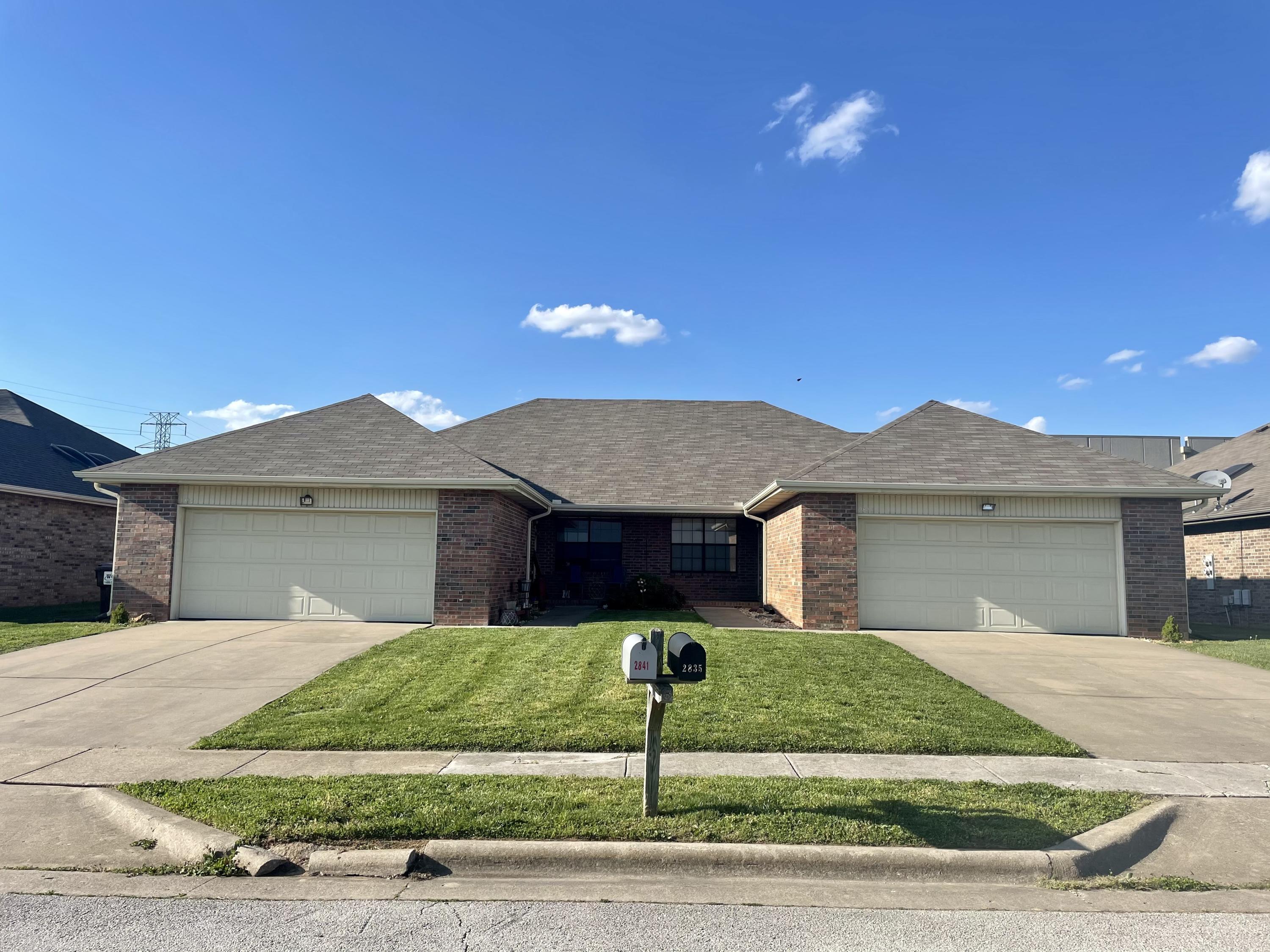 2835 West Silverleaf Street Springfield, MO 65807 - Photo 1 of 1 IMG_9808