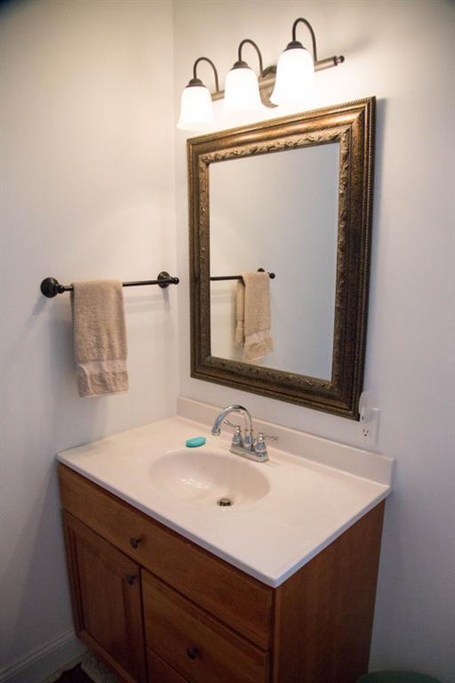 24 Arundel Road Gray, ME 04071 - Photo 12 of 24 HALF BATH