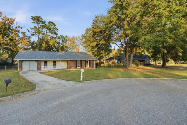 $320,000 | 102 Moccasin Court, Summerville, SC 29486