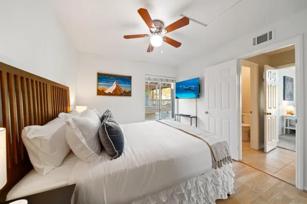 $7,995 | 18106 Chieftain Court, San Diego, CA 92127