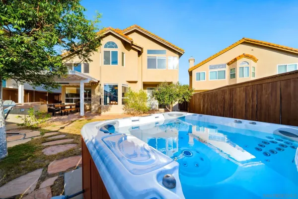 $7,995 | 18106 Chieftain Court, San Diego, CA 92127