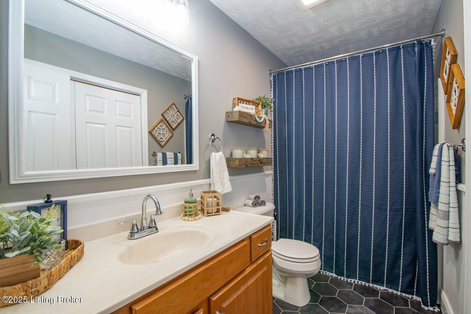 13890 Salt River Road Eastview, KY 42732 - Photo 24 of 67 13890 Salt River Rd-38