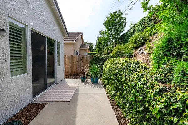 $449,500 | 1709 Seven Falls Drive, Modesto, CA 95355