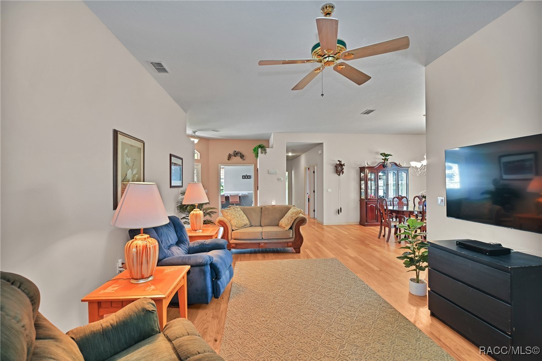 6 Byrsonima Loop Homosassa, FL 34446 - Photo 7 of 48 GREAT ROOM 4 VIEW BACK TO THE FRONT ENTRANCE