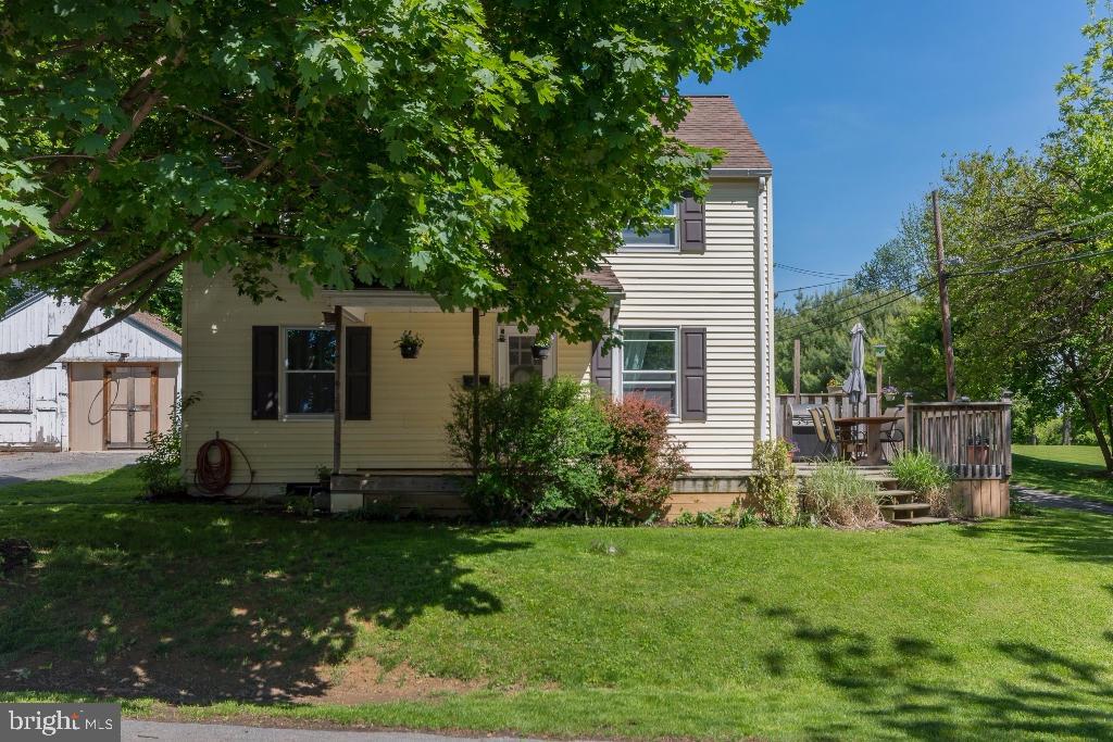 637 South Broad Street Lititz, PA 17543 - Photo 1 of 31