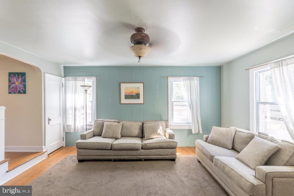 637 South Broad Street Lititz, PA 17543 - Photo 5 of 31
