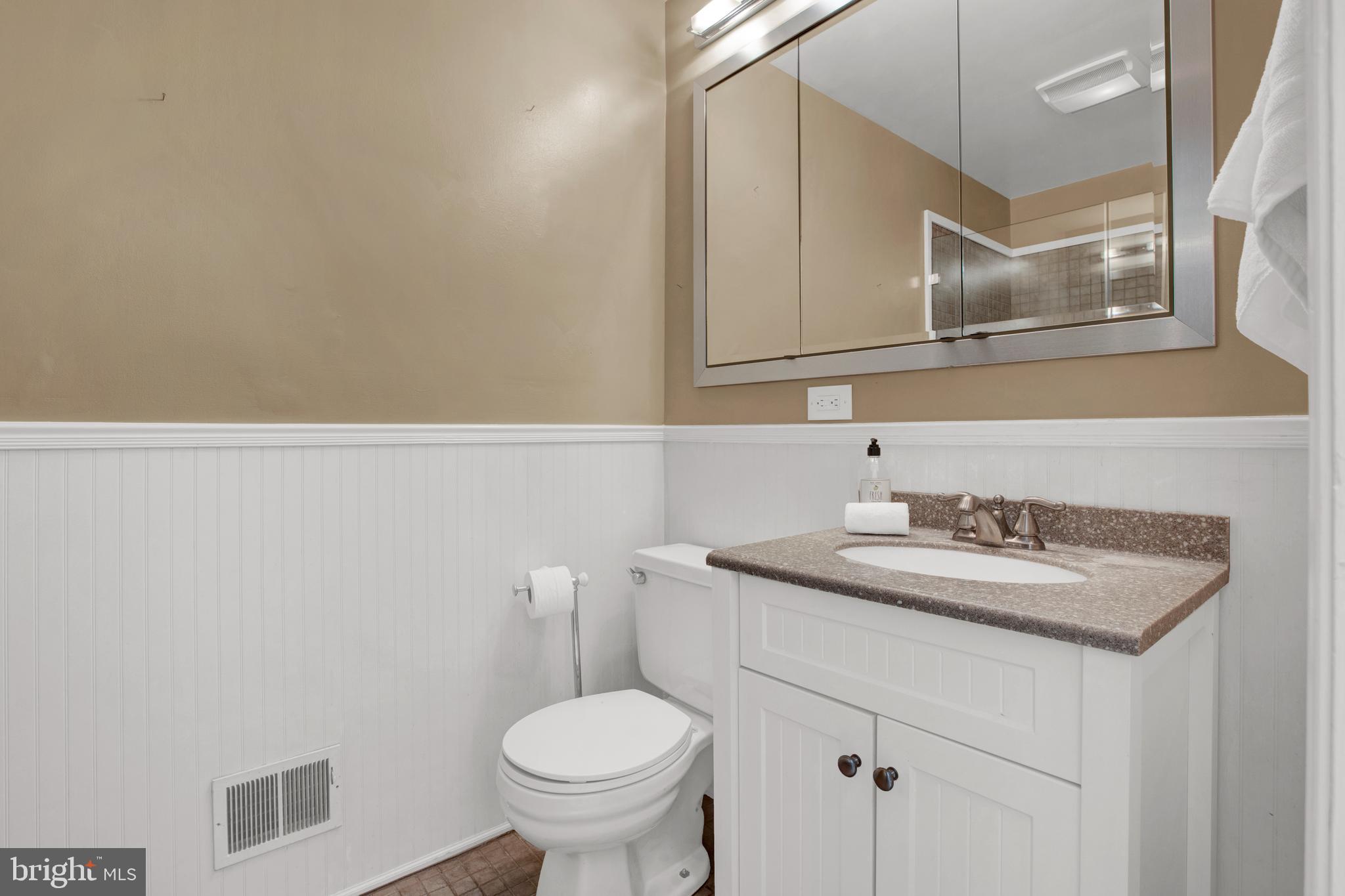 255 10th Street Northeast Washington, DC 20002 - Photo 15 of 49