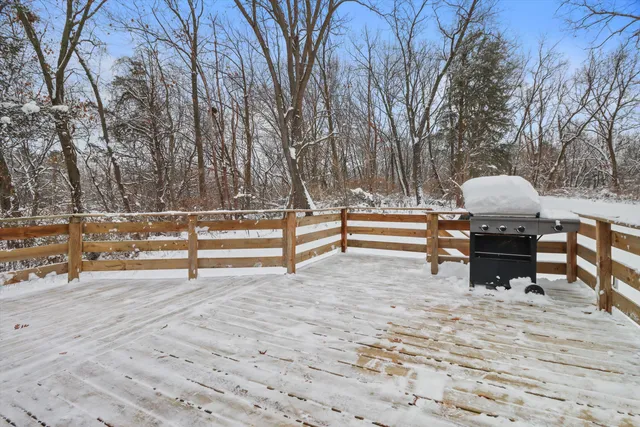 $450,000 | W9515 Highway 18, Cambridge, WI 53523