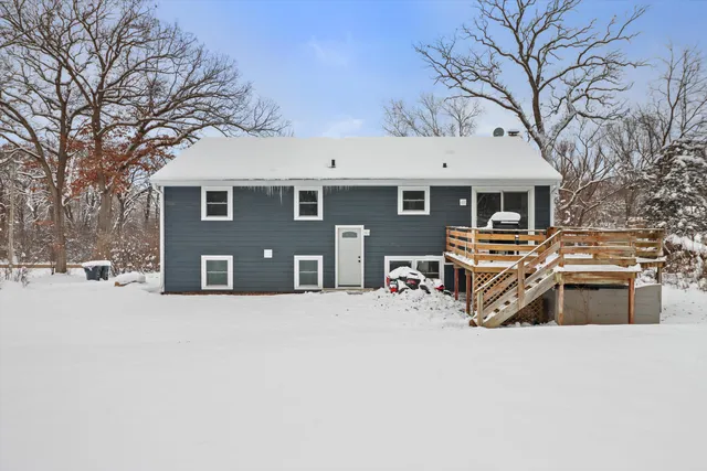 $450,000 | W9515 Highway 18, Cambridge, WI 53523