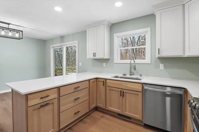 $450,000 | W9515 Highway 18, Cambridge, WI 53523