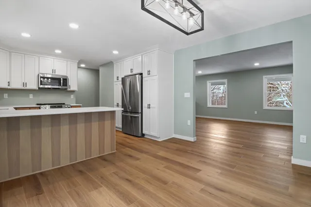 $450,000 | W9515 Highway 18, Cambridge, WI 53523