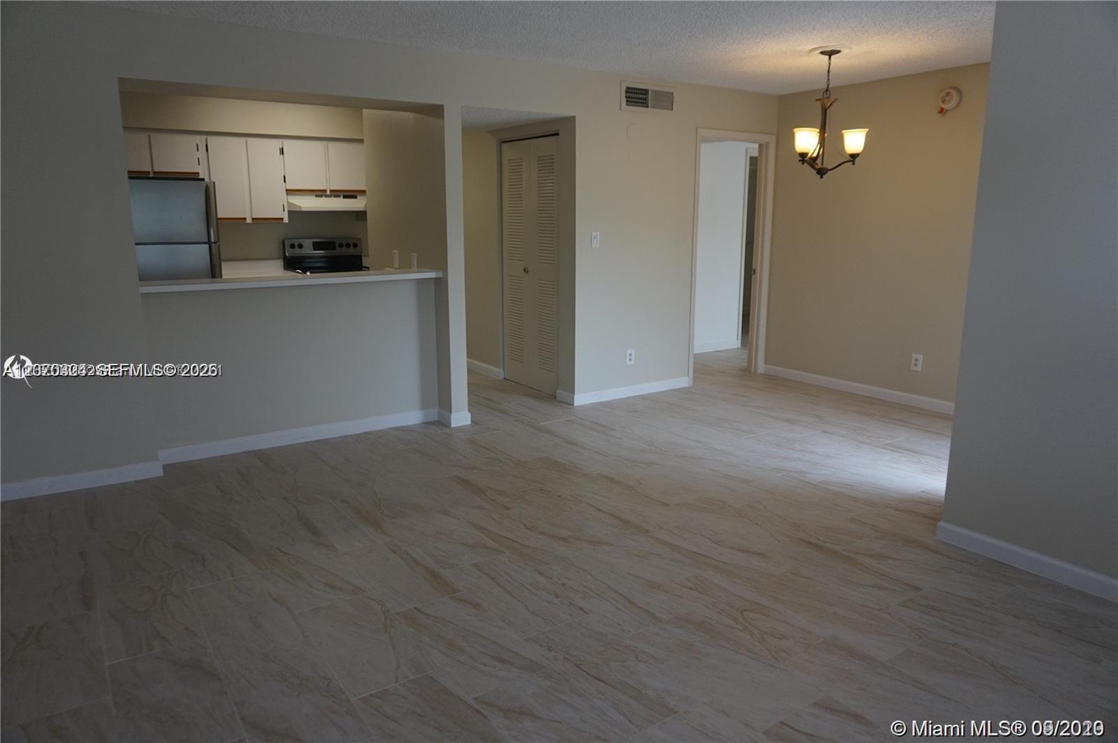 630 South Park Road, Unit 273 Hollywood, FL 33021 - Photo 3 of 21 Gallery Image 3