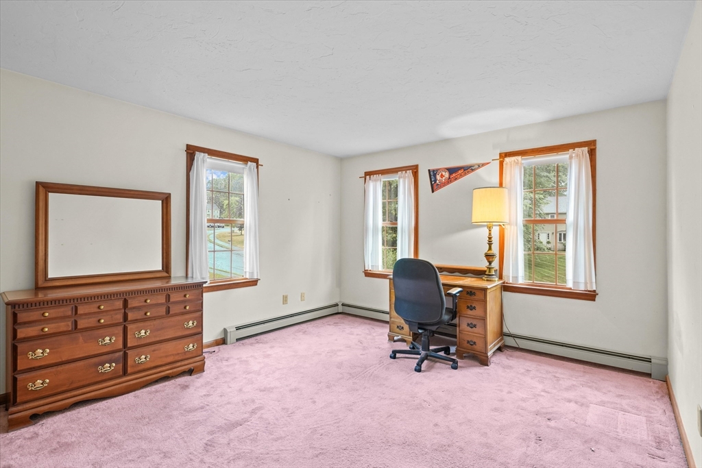 39 Harriman Road Hudson, MA 01749 - Photo 15 of 36 Gallery Image 15