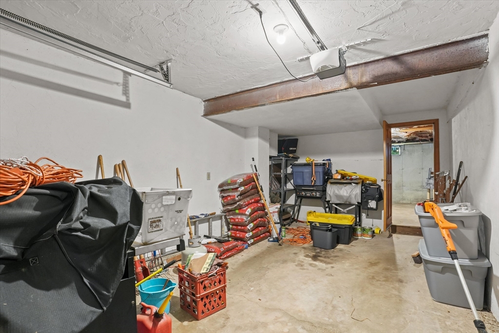 39 Harriman Road Hudson, MA 01749 - Photo 26 of 36 Gallery Image 26