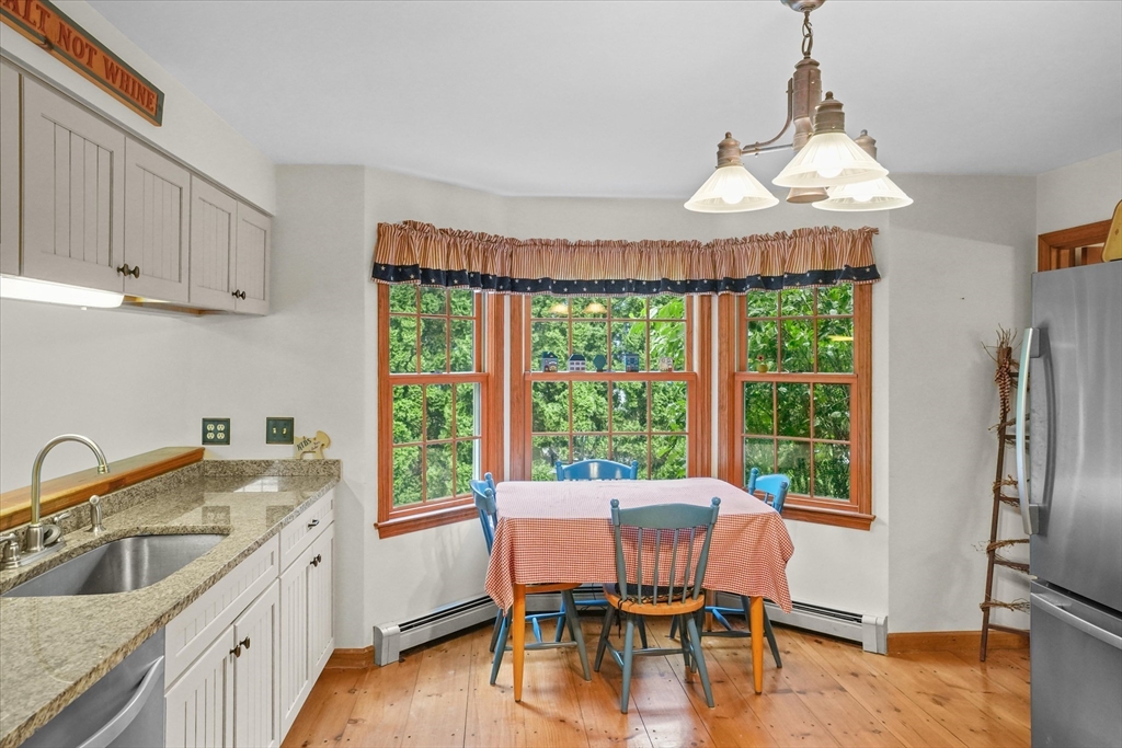 39 Harriman Road Hudson, MA 01749 - Photo 5 of 36 Gallery Image 5