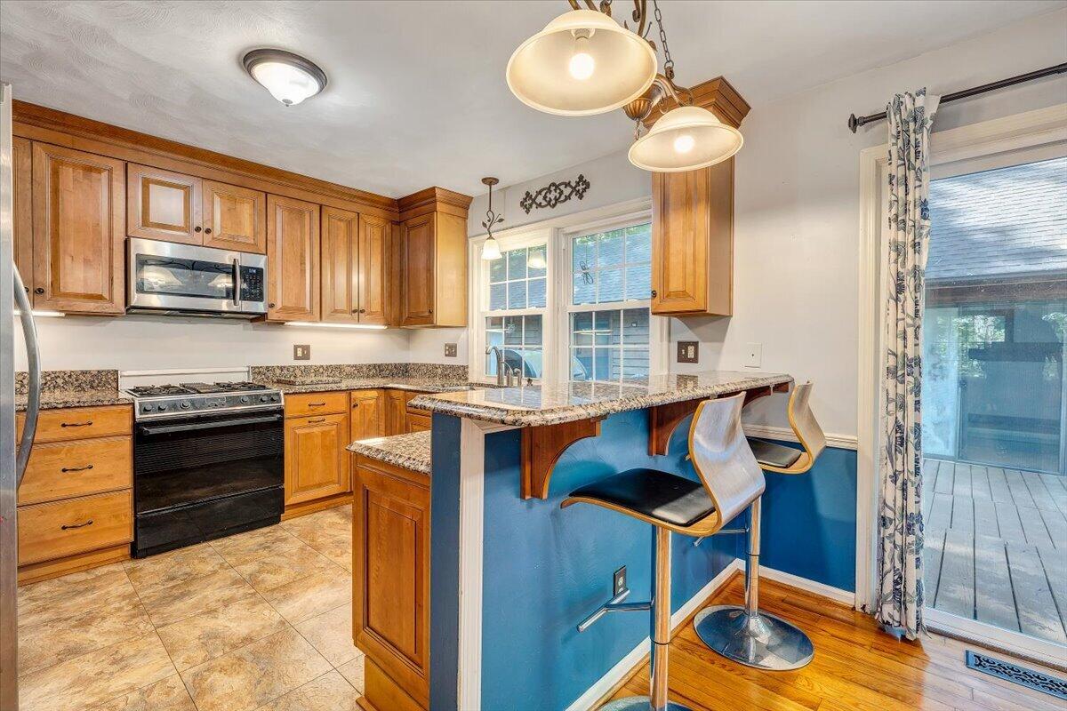 699 Lakeshore Terrace Road Hardy, VA 24101 - Photo 8 of 38 10-MIB06156