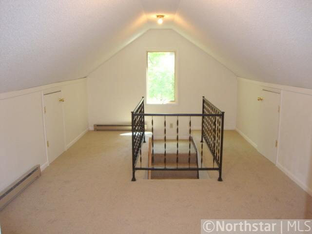 1854 McKnight Road North Maplewood, MN 55109 - Photo 11 of 16 Gallery Image 11