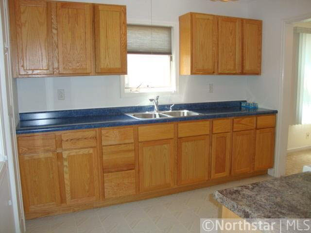 1854 McKnight Road North Maplewood, MN 55109 - Photo 9 of 16 Gallery Image 9