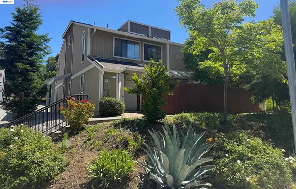 $575,000 | 104 Mission Drive, Pleasanton, CA 94566