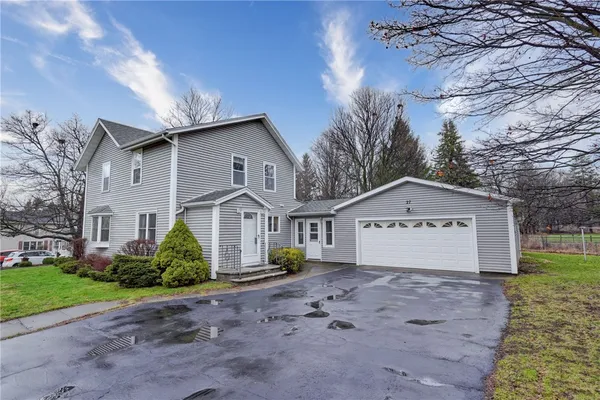 $199,900 | 27 Richmond Avenue, Bergen, NY 14416