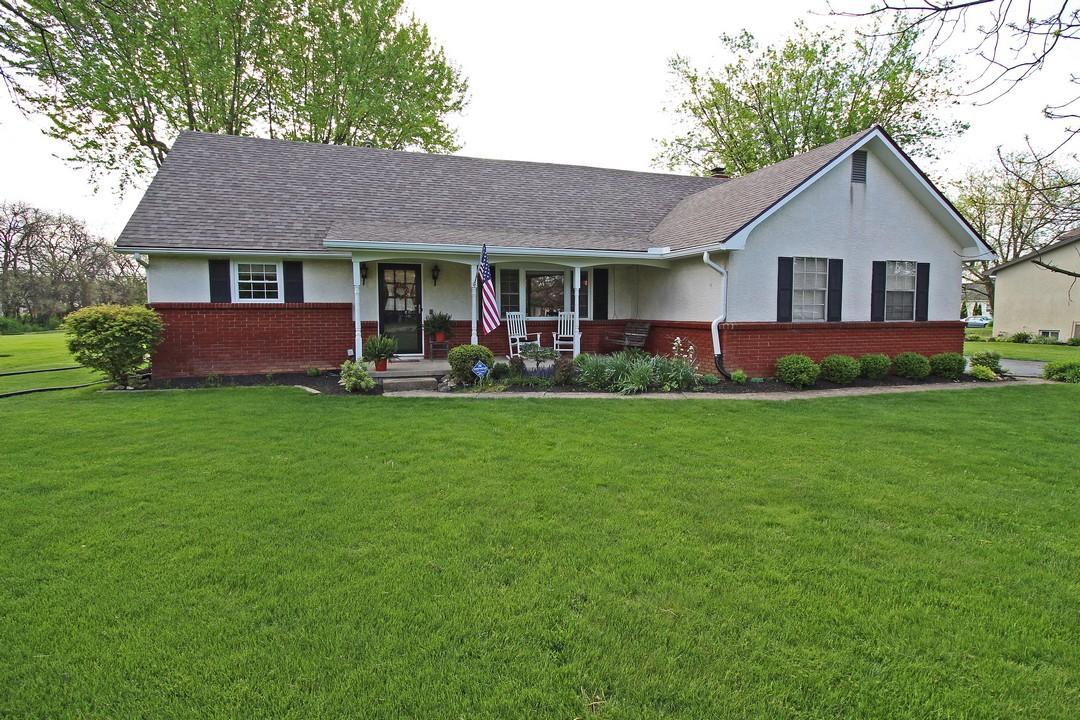 826 Doherty Road Columbus, OH 43228 - Photo 2 of 43 Gallery Image 2