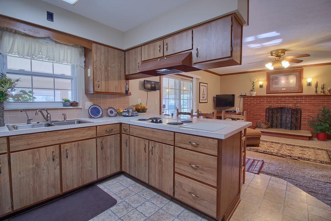 826 Doherty Road Columbus, OH 43228 - Photo 21 of 43 Gallery Image 21