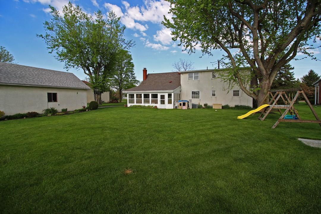 826 Doherty Road Columbus, OH 43228 - Photo 8 of 43 Gallery Image 8