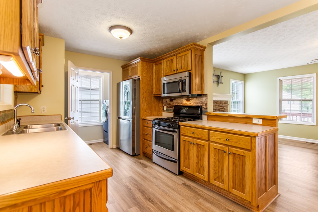 421 Burgess Road Ellijay, GA 30540 - Photo 10 of 61