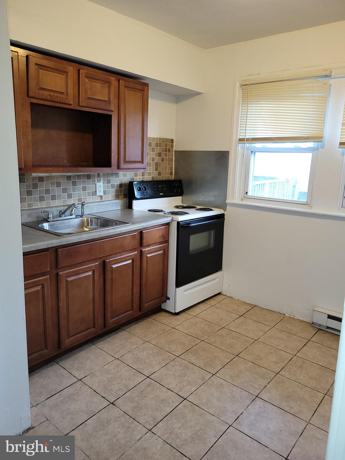 6538 Reedland Street Philadelphia, PA 19142 - Photo 8 of 17 Gallery Image 8