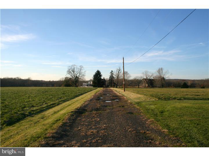 4280-1 Township Line Road Buckingham, PA 18940 - Photo 4 of 25 Gallery Image 4