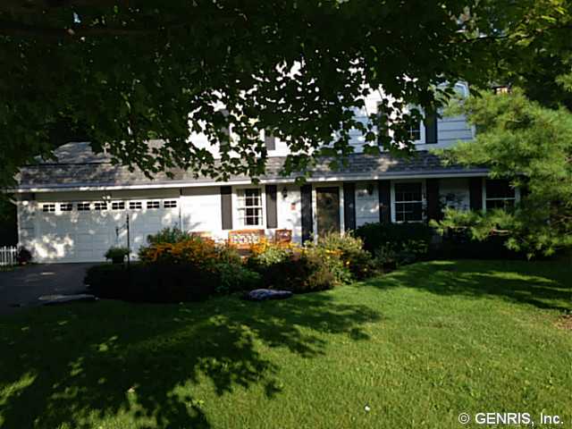 30 Windrush Valley Road Perinton, NY 14450 - Photo 1 of 1 Exterior Front
