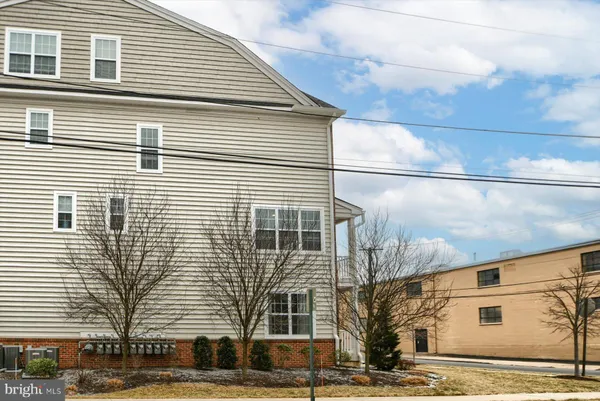 $2,950 | 39 North Mitchell Avenue, Lansdale, PA 19446