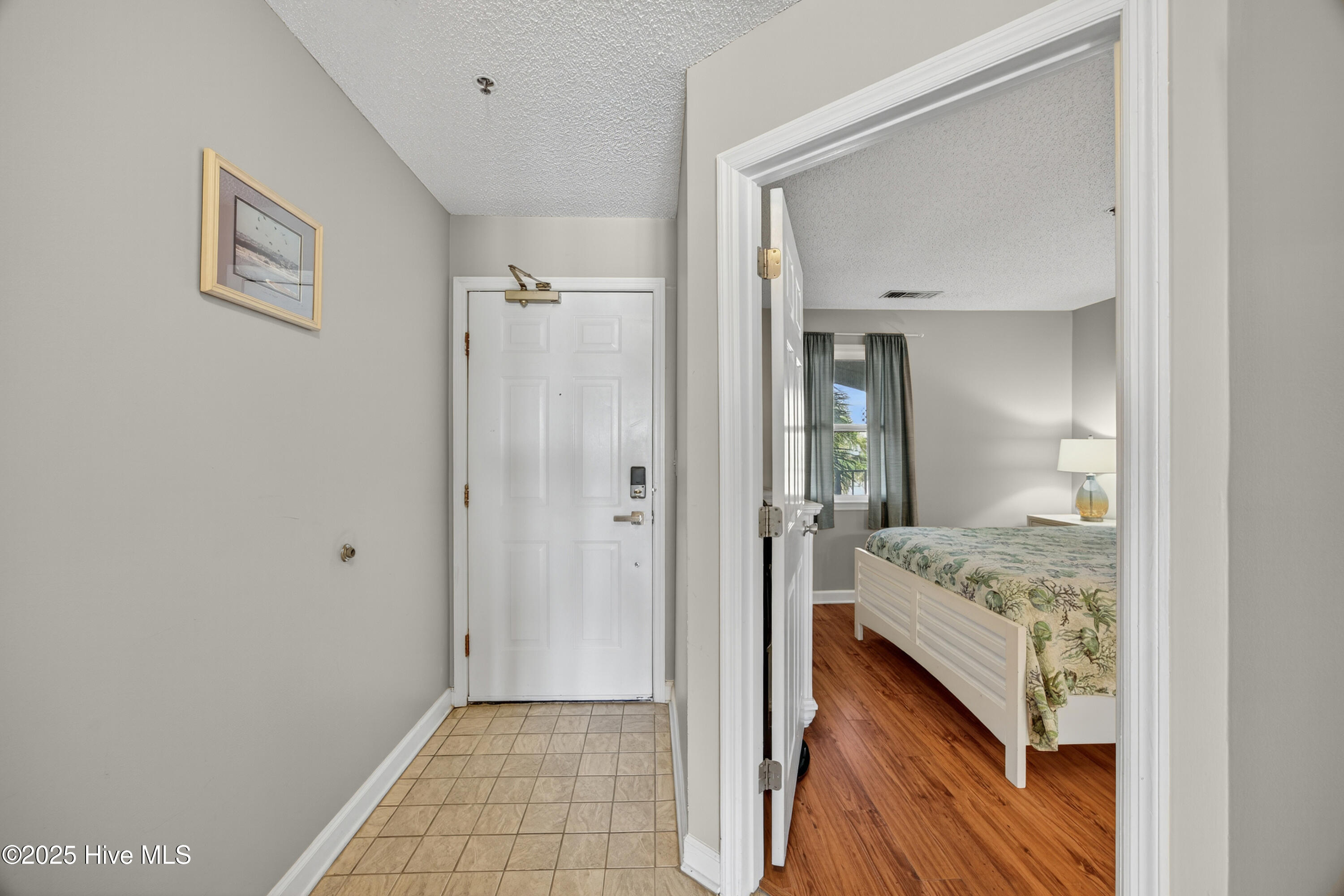 790 New River Inlet Road, Unit 115A North Topsail Beach, NC 28460 - Photo 12 of 40 790NewRiverInletRoadInterios-11
